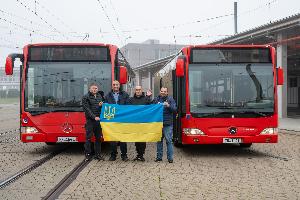 Zwei Busse machen sich auf den Weg in Freiburgs Partnerstadt Lviv